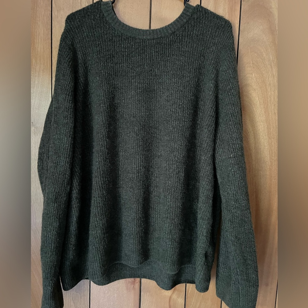 Old Navy Green Crew Neck Sweater Classic Knit